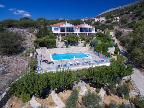 Stella Di Mare 1 Bedroom Seaview Poolside