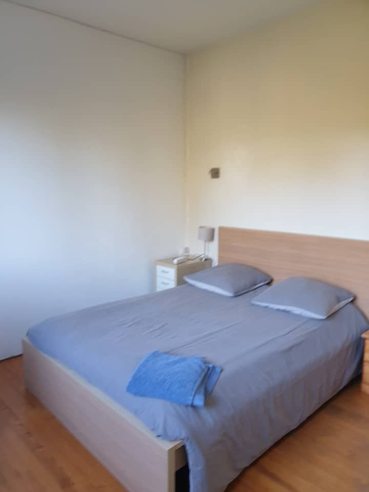 Chambre 1 Un lit double