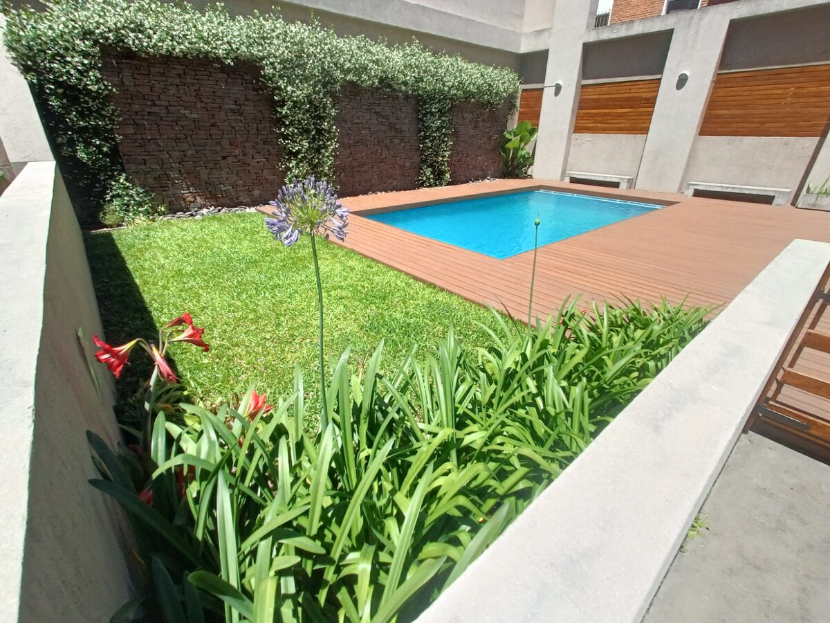 Top Airbnb: Modern and bright apartment with pool and security in Barracas