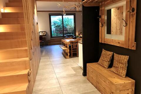 Esprit Village, a stone's throw from Lyon / 8 people