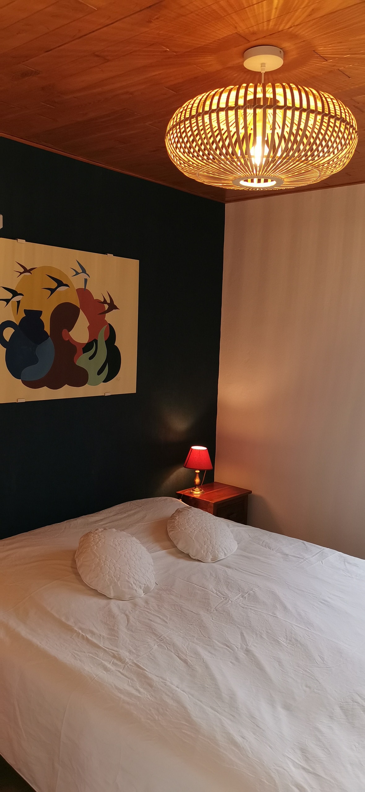 חדר שינה 1 עם מיטה זוגית קווין סייז