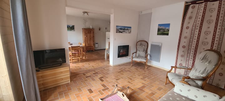 סלון וחדר אוכל