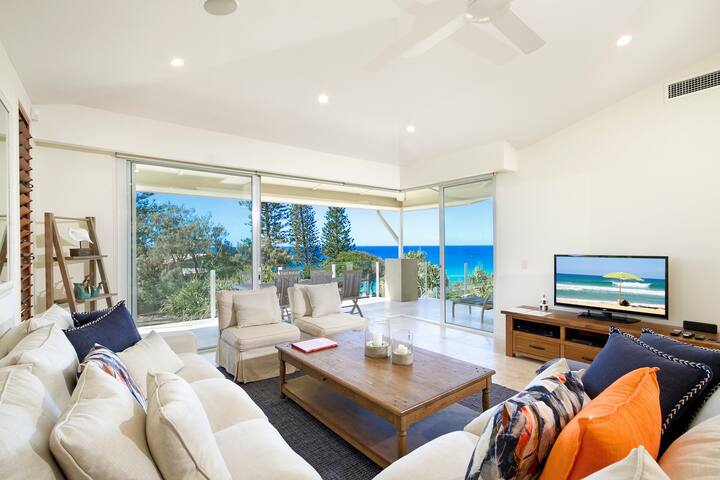 Hale Lani 2: Oceanview Penthouse Paradise gallery image 5