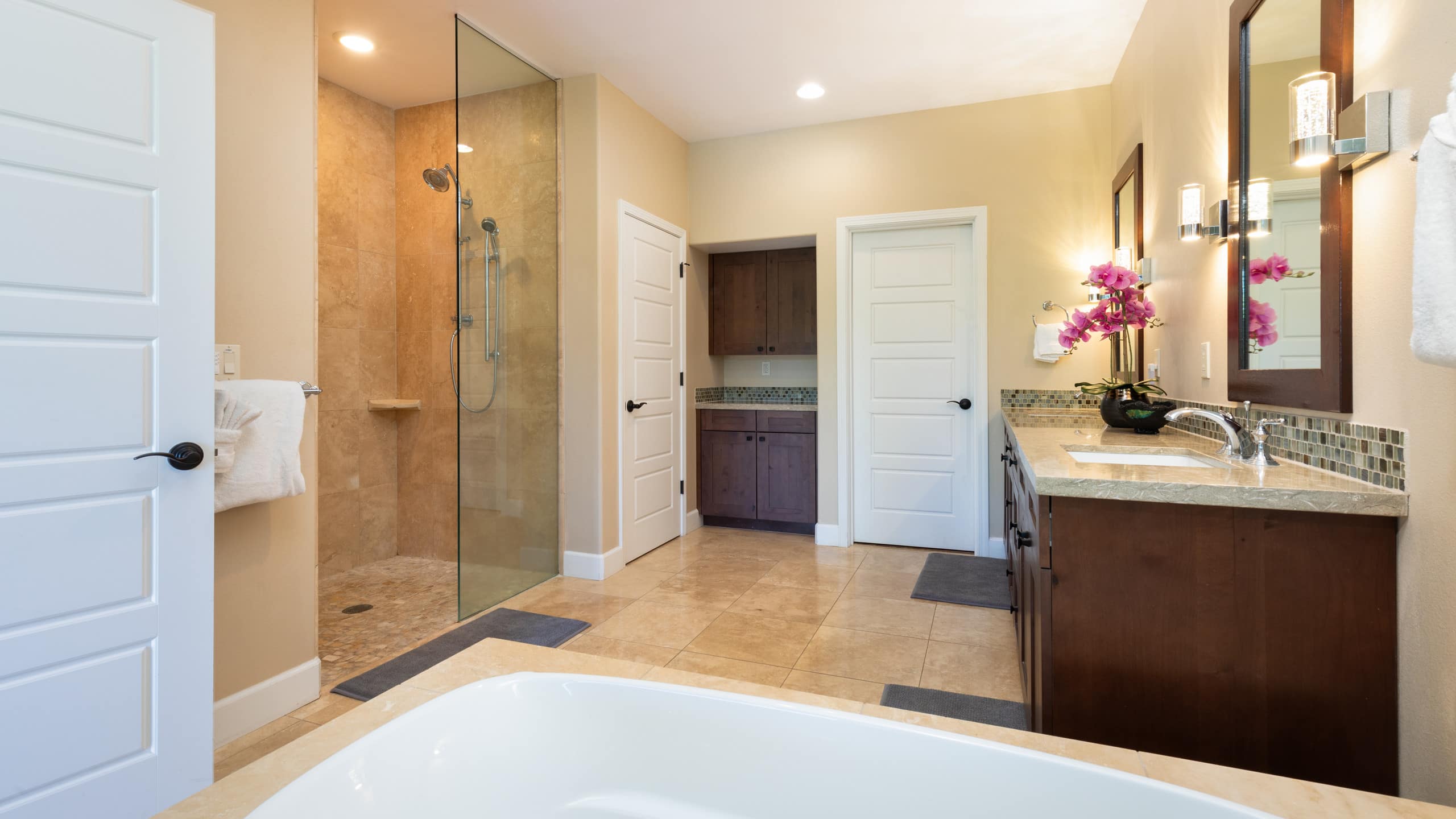 Home in Waimea · ★4.93 · 3 bedrooms · 6 beds · 2.5 private baths - Image 17
