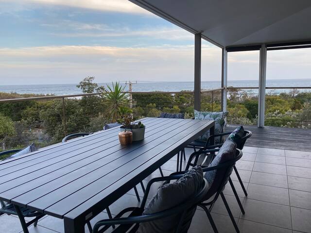 Noosa 3 level Beach house with vast Ocean views