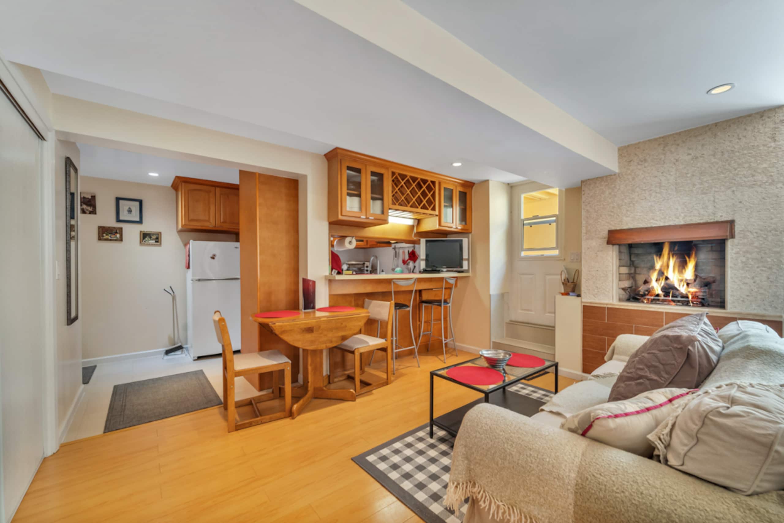Home in San Francisco · ★4.82 · 1 bedroom · 1 bed · 1 bath - Image 6