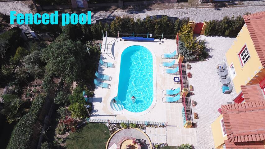 Colares Sintra – heated and fenced pool near beach gallery image 2