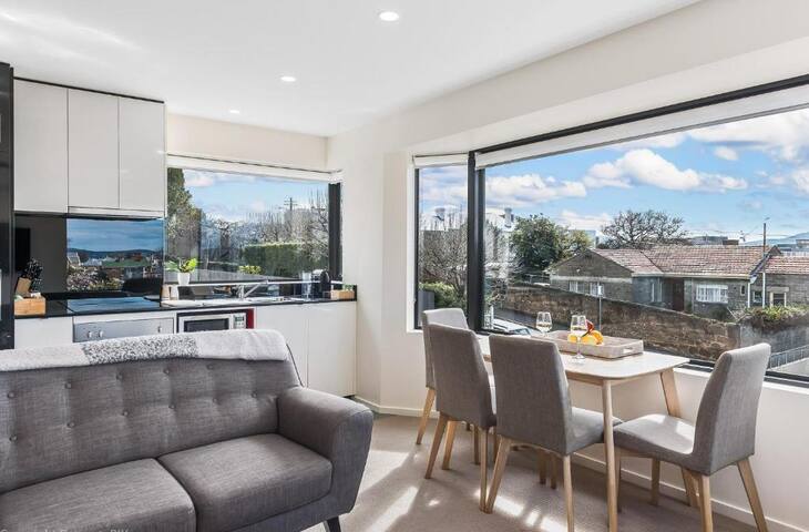 Apartment #1 Townhouse – Two Bedroom gallery image 2