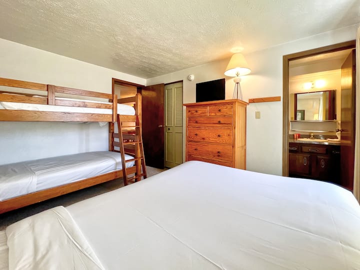 Chateaux #302, Ukodishaji wa Likizo ya Crested Butte