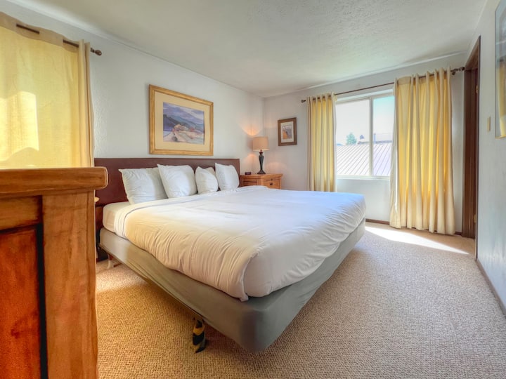 Chateaux #302, Ukodishaji wa Likizo ya Crested Butte