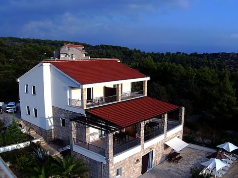 Holiday Home on island Šolta,Seaview, Pool,Terrace