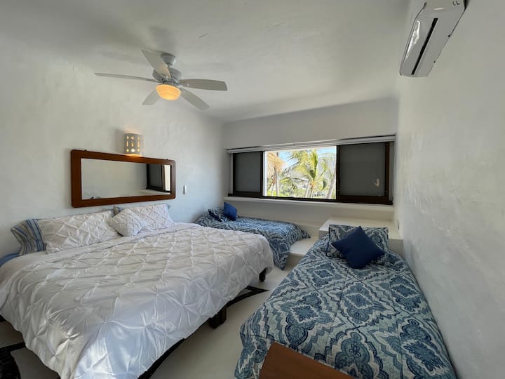 fresh and nice family room.
family room, fresh and pleasant.