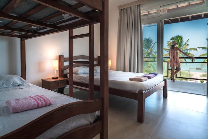 带上床的双人床客房