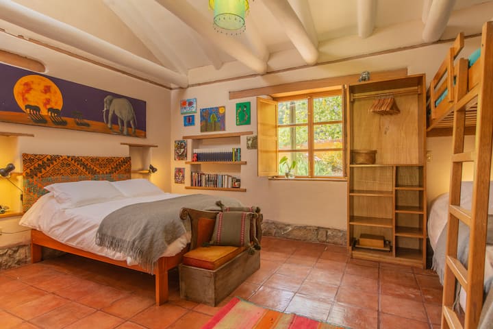 საძინებელი 4