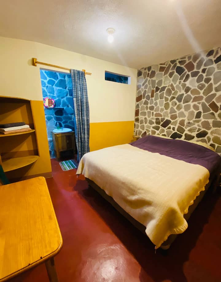 Casa Jaguar, Queen Bed with Private Bathroom