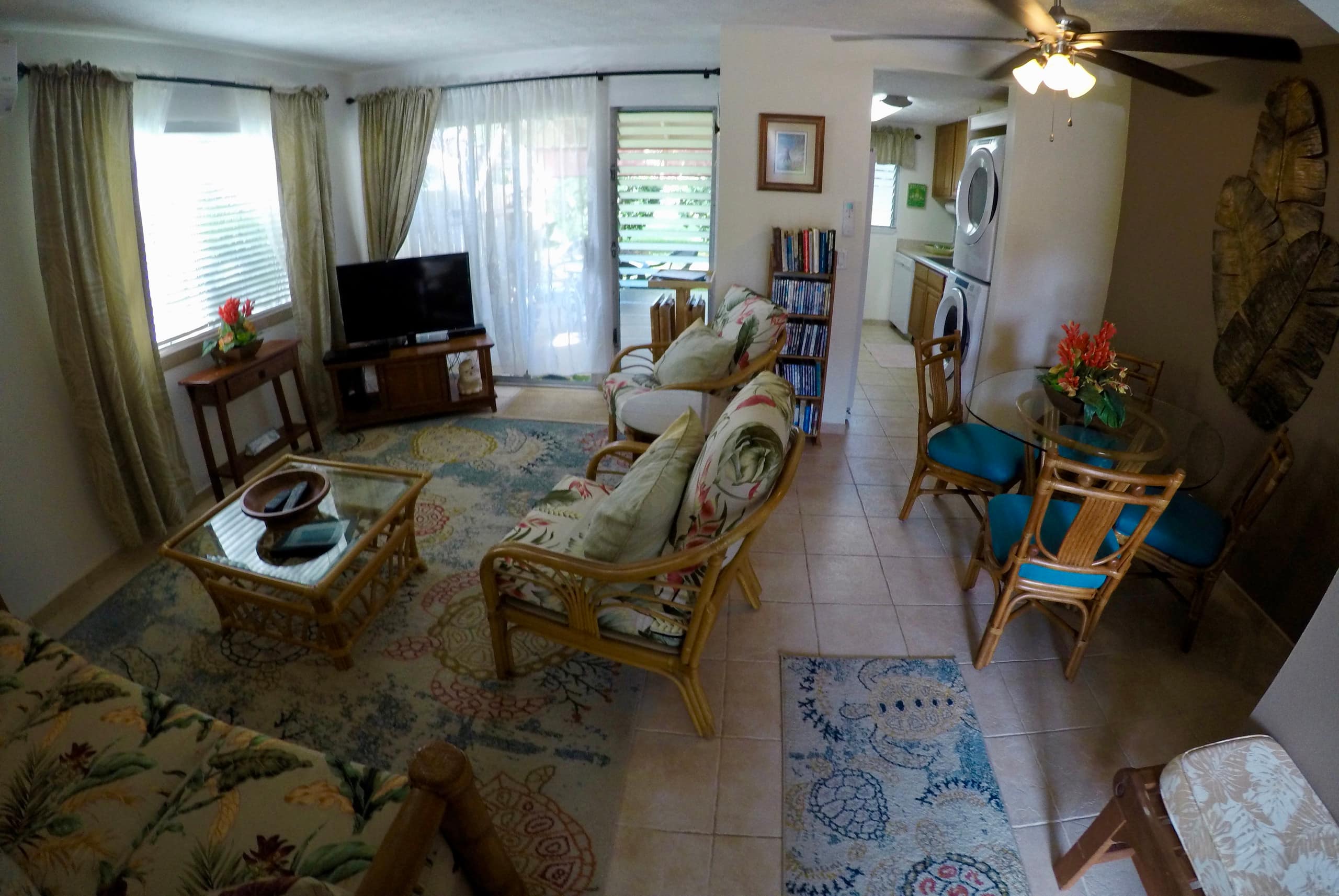 Townhouse in Kailua-Kona · ★4.89 · 2 bedrooms · 3 beds · 2 private baths - Image 3