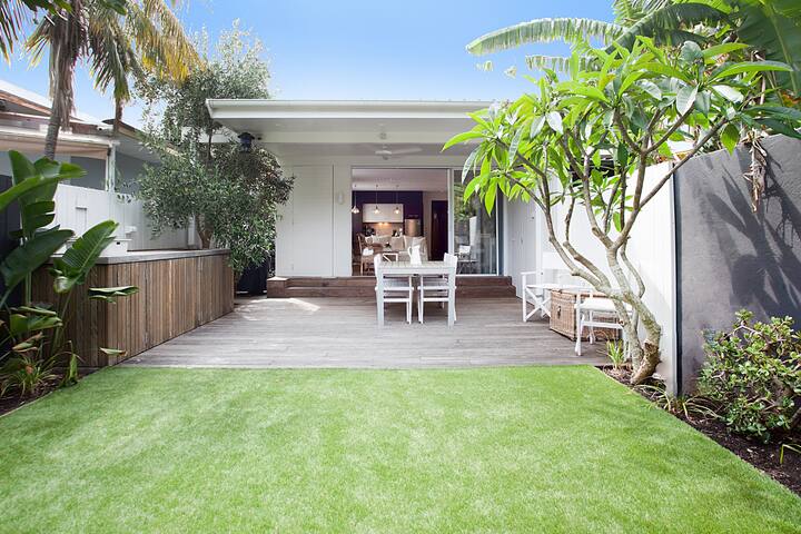 Luxury Beach Villa in Bondi Beach. Chambers Ave gallery image 2