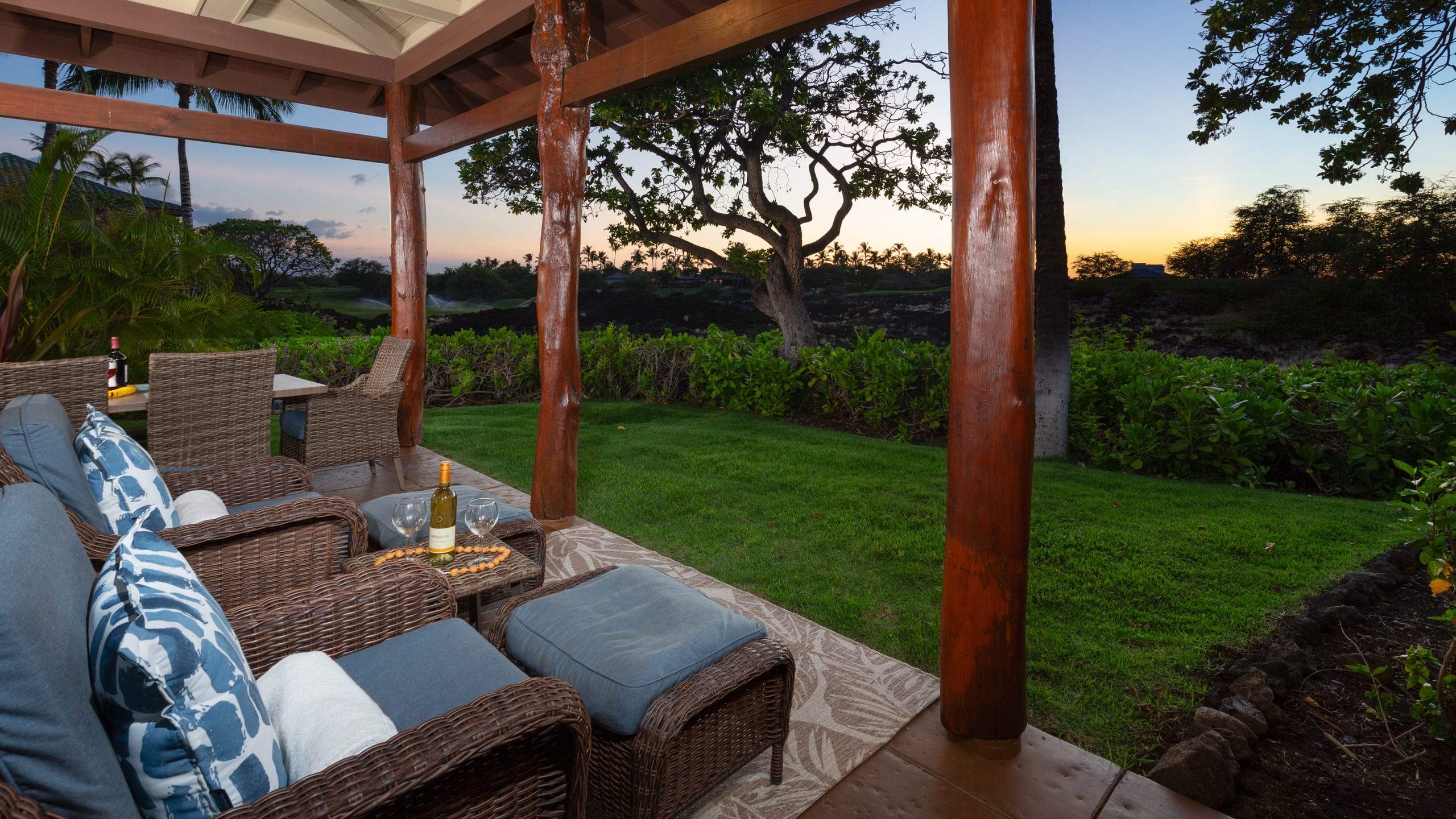Townhouse in Waimea · ★4.9 · 3 bedrooms · 5 beds · 2.5 private baths - Image 32