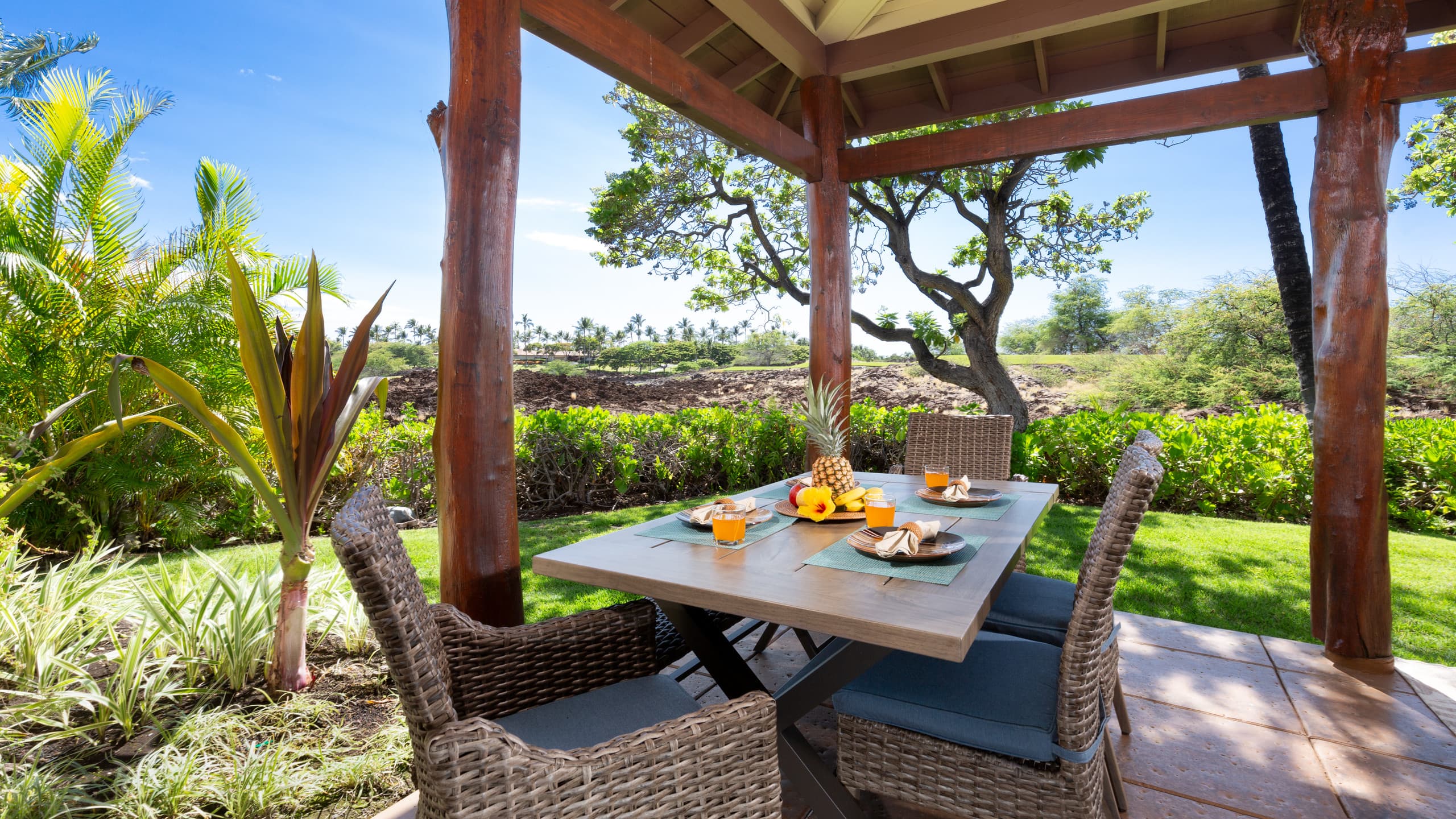 Townhouse in Waimea · ★4.9 · 3 bedrooms · 5 beds · 2.5 private baths - Image 28