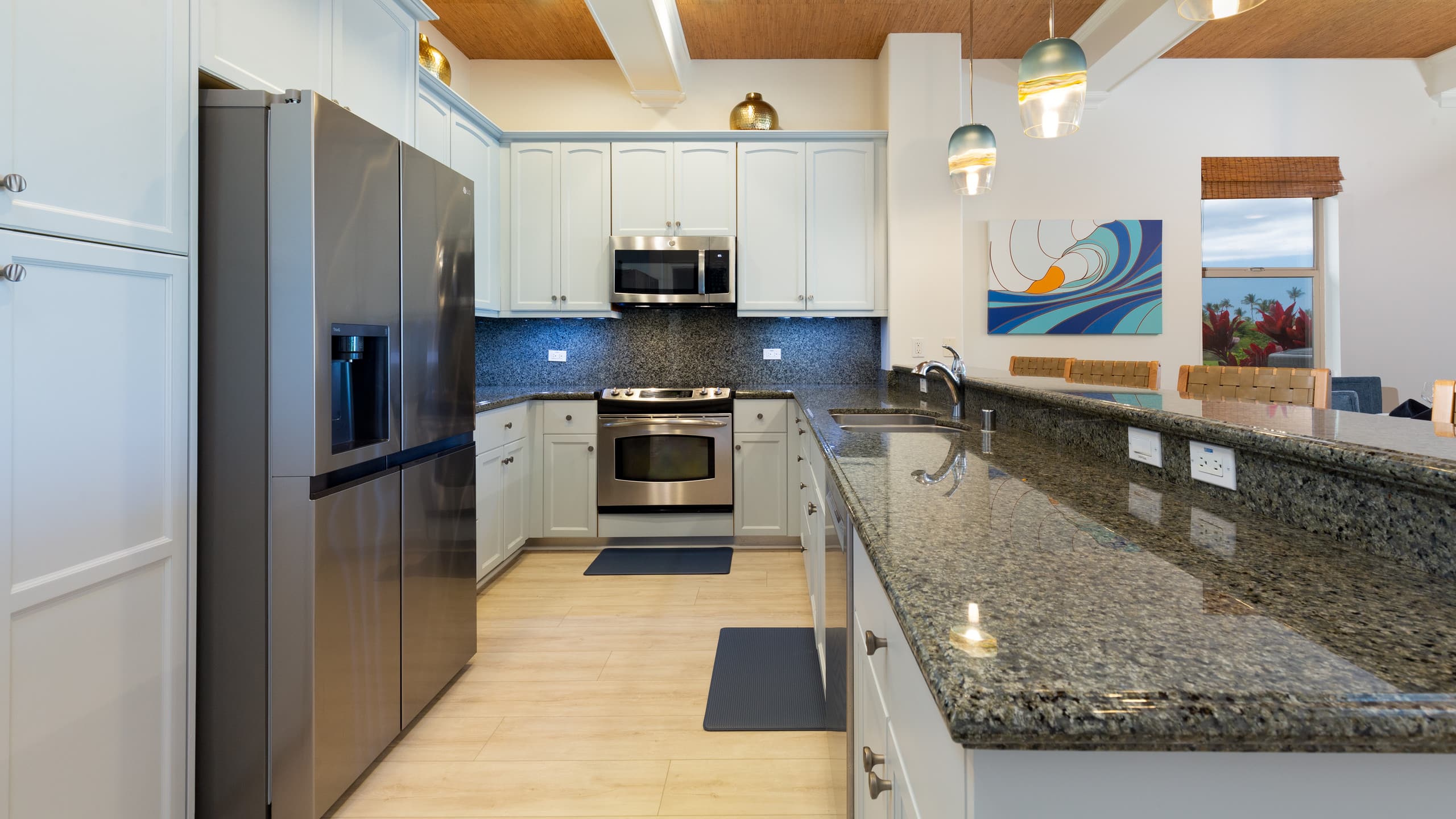 Townhouse in Waimea · ★4.9 · 3 bedrooms · 5 beds · 2.5 private baths - Image 8