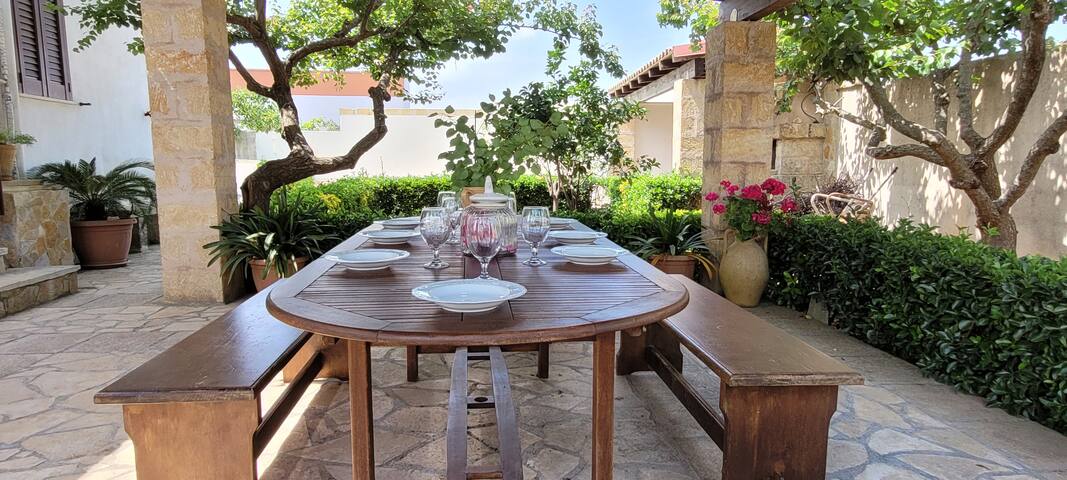 Villa Cigaline private pool, nature and relax gallery image 4