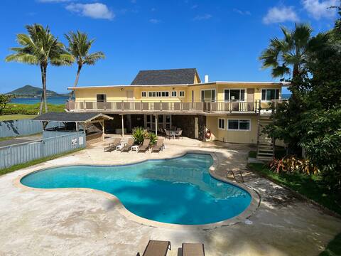 Kailua Beachfront Villa 1990/NUC-1798