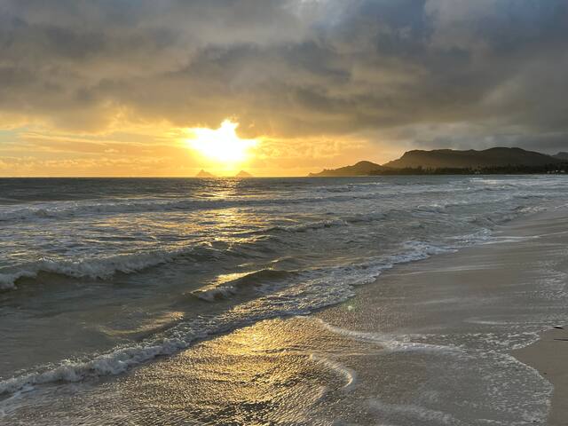 Kailua Beachfront Villa 1990/NUC-1798 gallery image 3