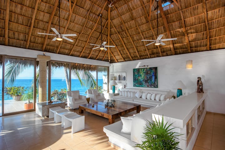 Luxury Beachfront Villa & Staff (9 Bdr, Sleeps 18) - Puerto Vallarta