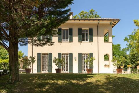 Villa Monacelli - private villa with swimming pool