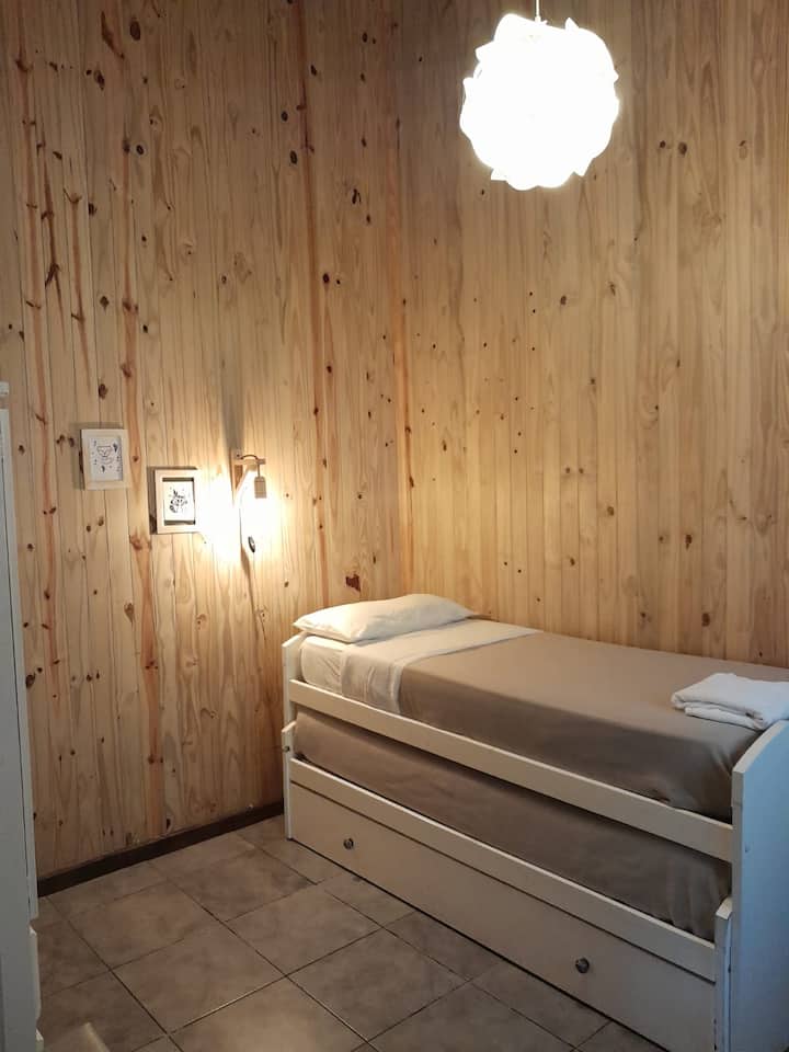 CUARTO 1° DE 2 CAMAS