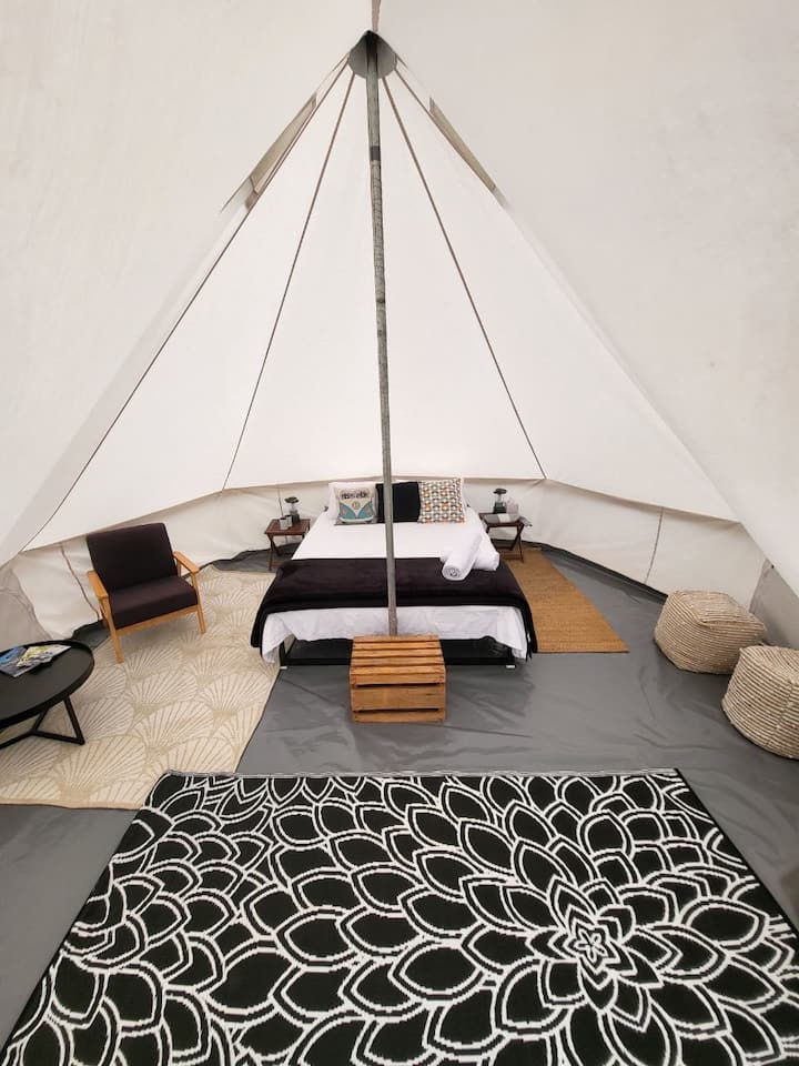 Luxury Tent 4