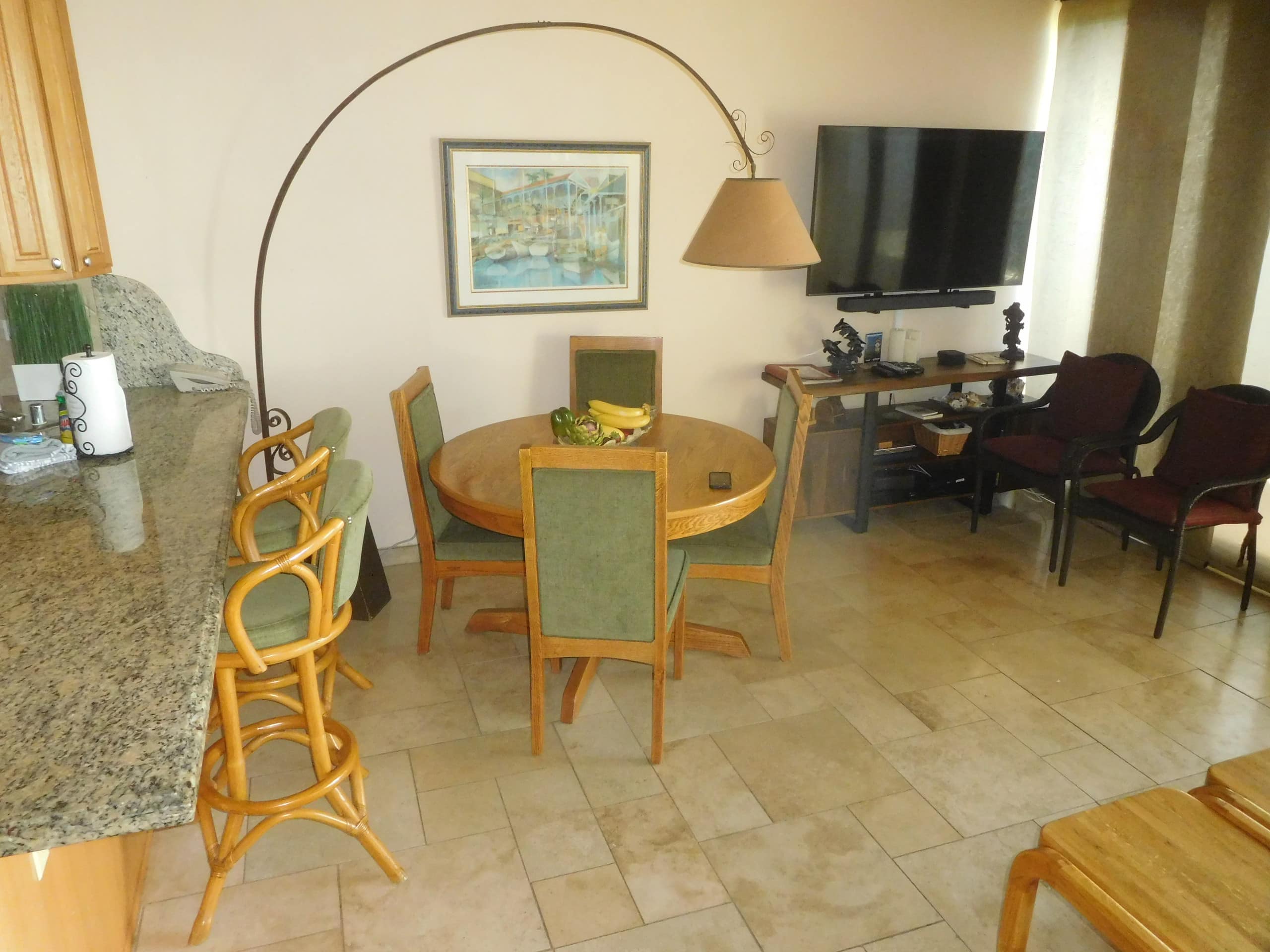 Condo in Lahaina · ★4.88 · 2 bedrooms · 4 beds · 2 private baths - Image 4