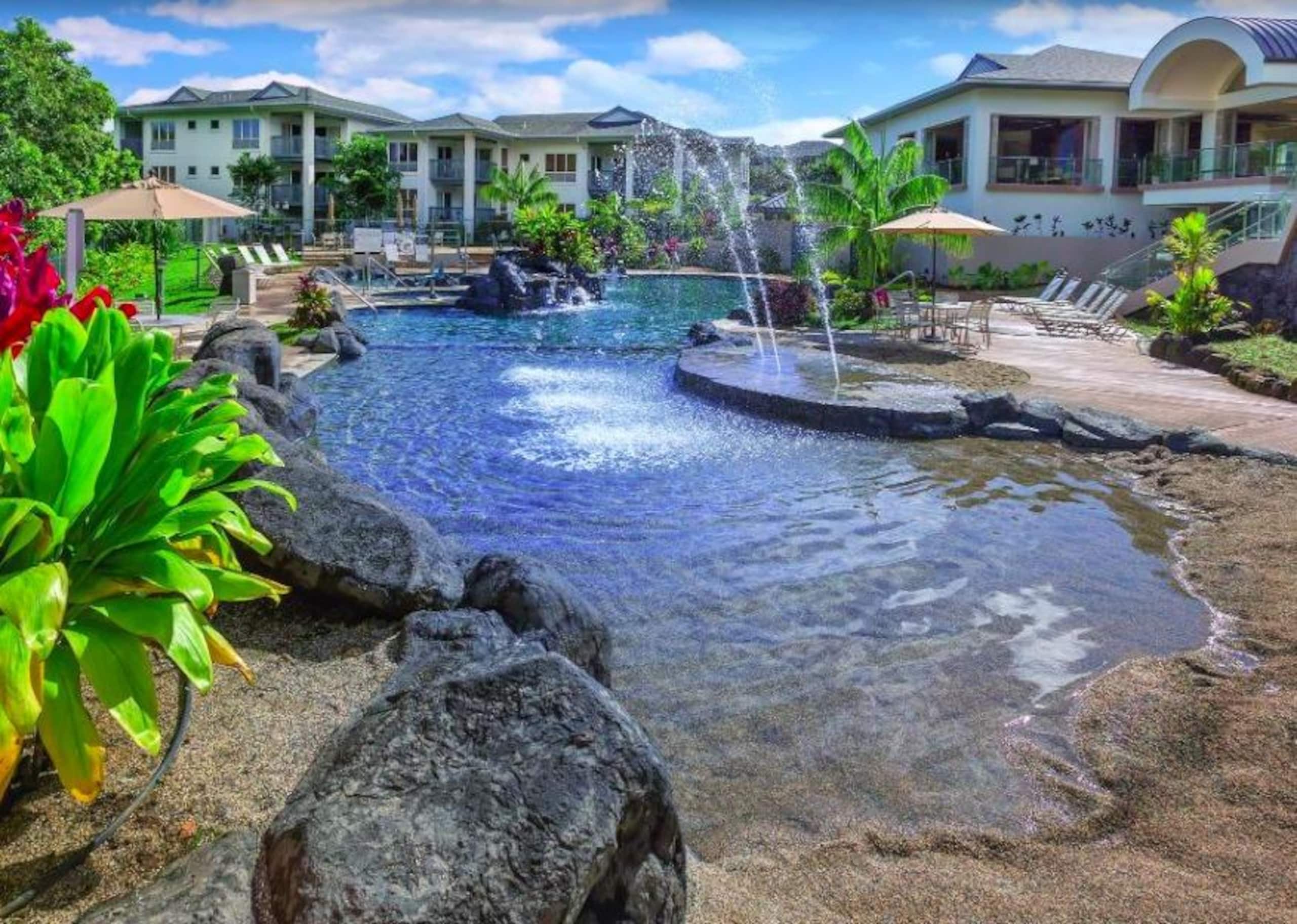 Villa in Princeville · ★5.0 · 2 bedrooms · 3 beds · 2 private baths - Image 11