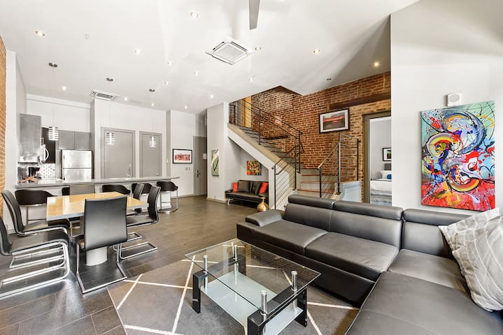 Luxury 3BR/3BA w Pool & Hot Tub Near French Qtr