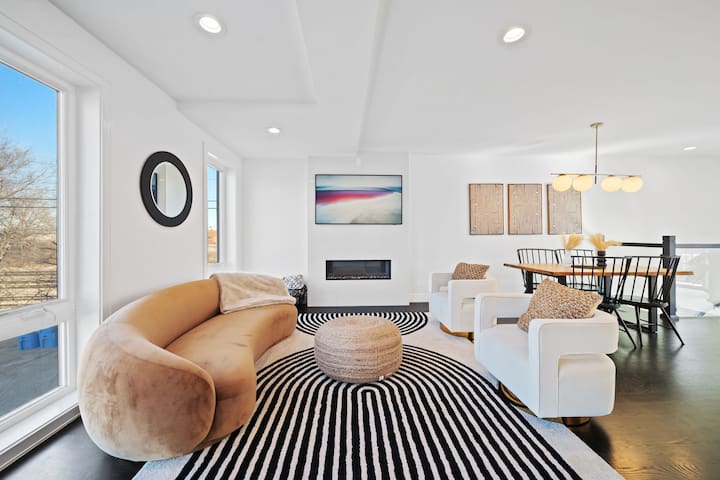 CasaNova Modern City Living