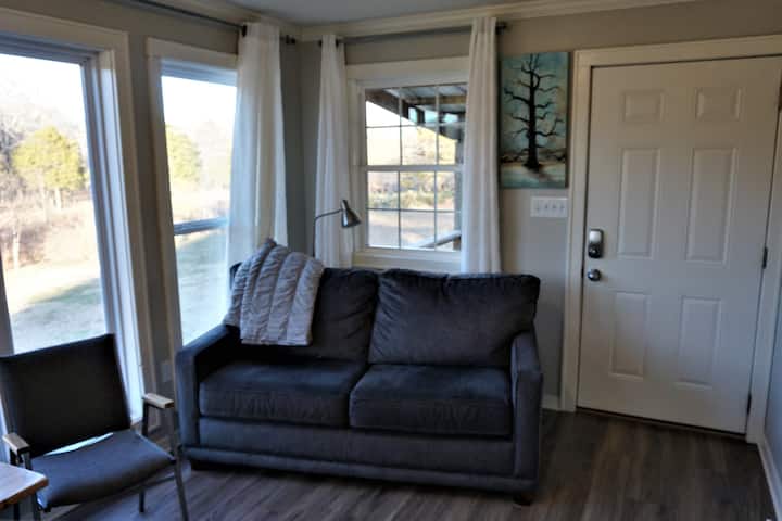 Crooked Tree Tiny House - Cozy Getaway - Tiny houses for Rent in ...