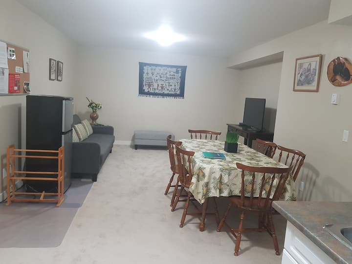 Yukon Home... Family-style 育空民宿和旅游公司 - Whitehorse