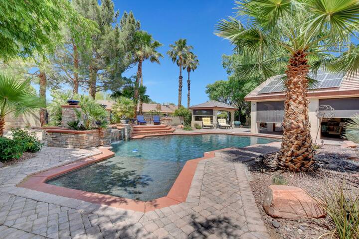 Super Private Vegas Retreat! Close to Strip!1:) gallery image 3