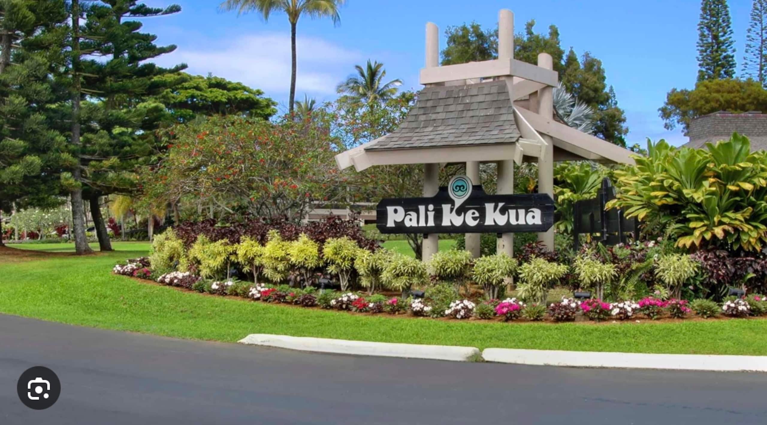 Condo in Princeville · ★4.94 · 2 bedrooms · 2 beds · 2 baths - Image 10