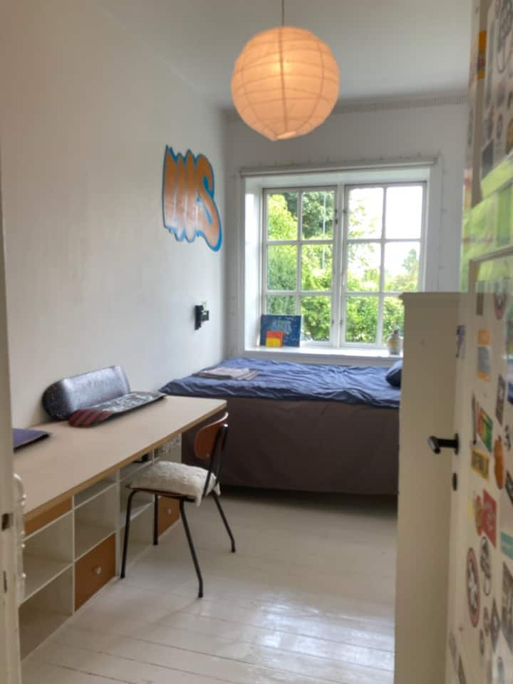 חדר עם נוף לגן - מיטה זוגית