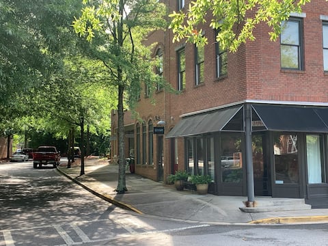 Clark's Grove Apartment in Covington GA