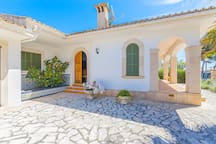 NEW! Anecs: Nice house few meters from the beach