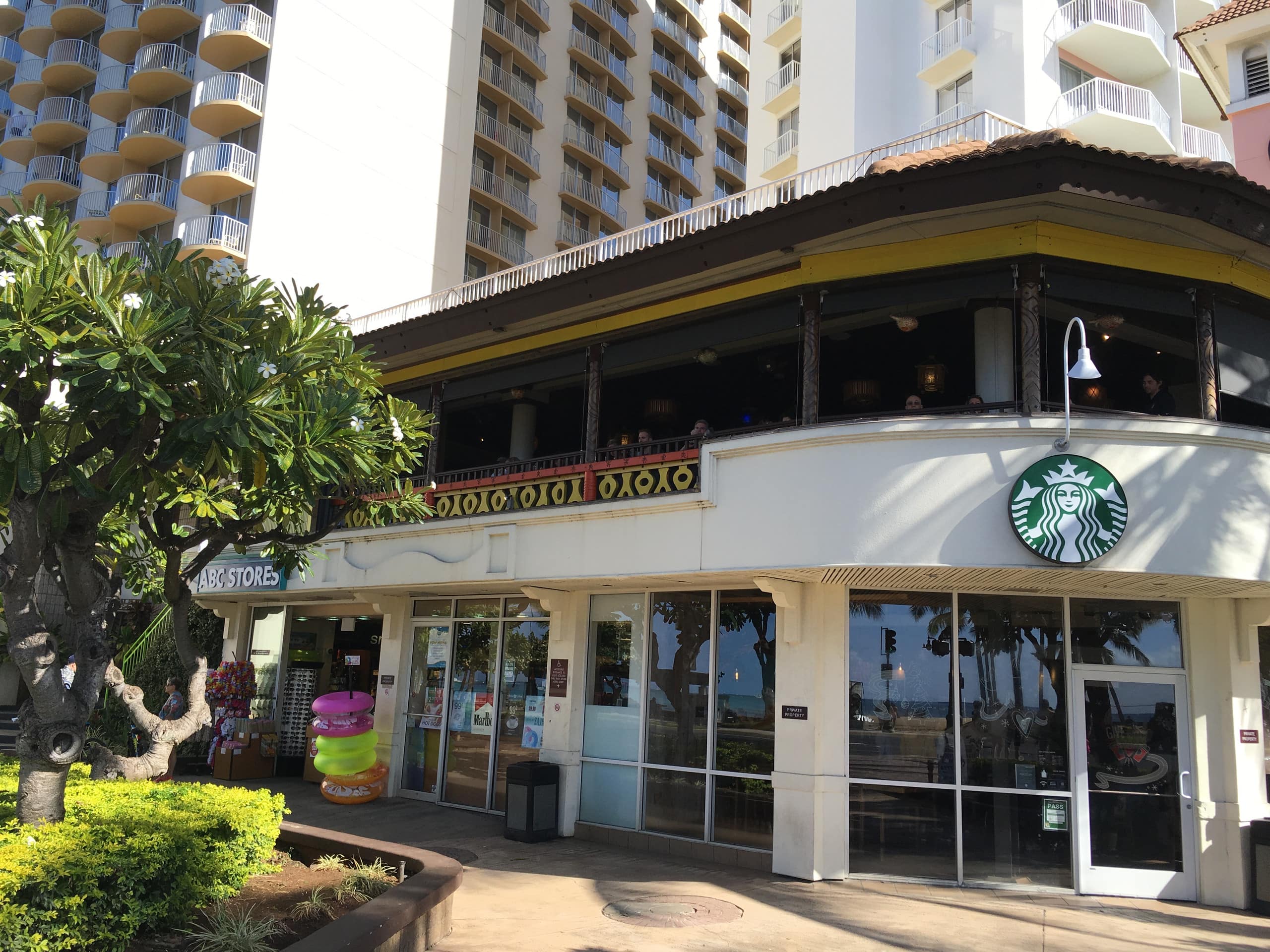 Hokusai Suite/Free Parking/WIFI/1 block to beach - Image 80