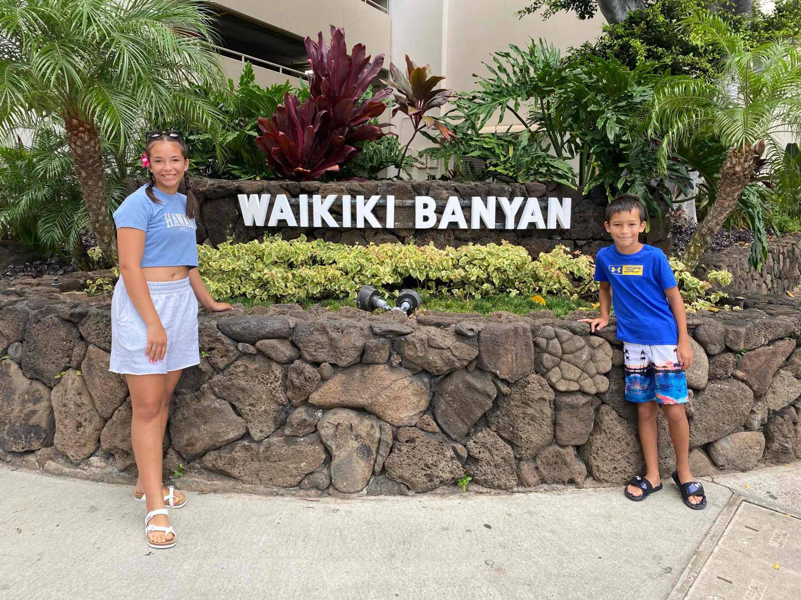 Hokusai Suite/Free Parking/WIFI/1 block to beach - Image 83