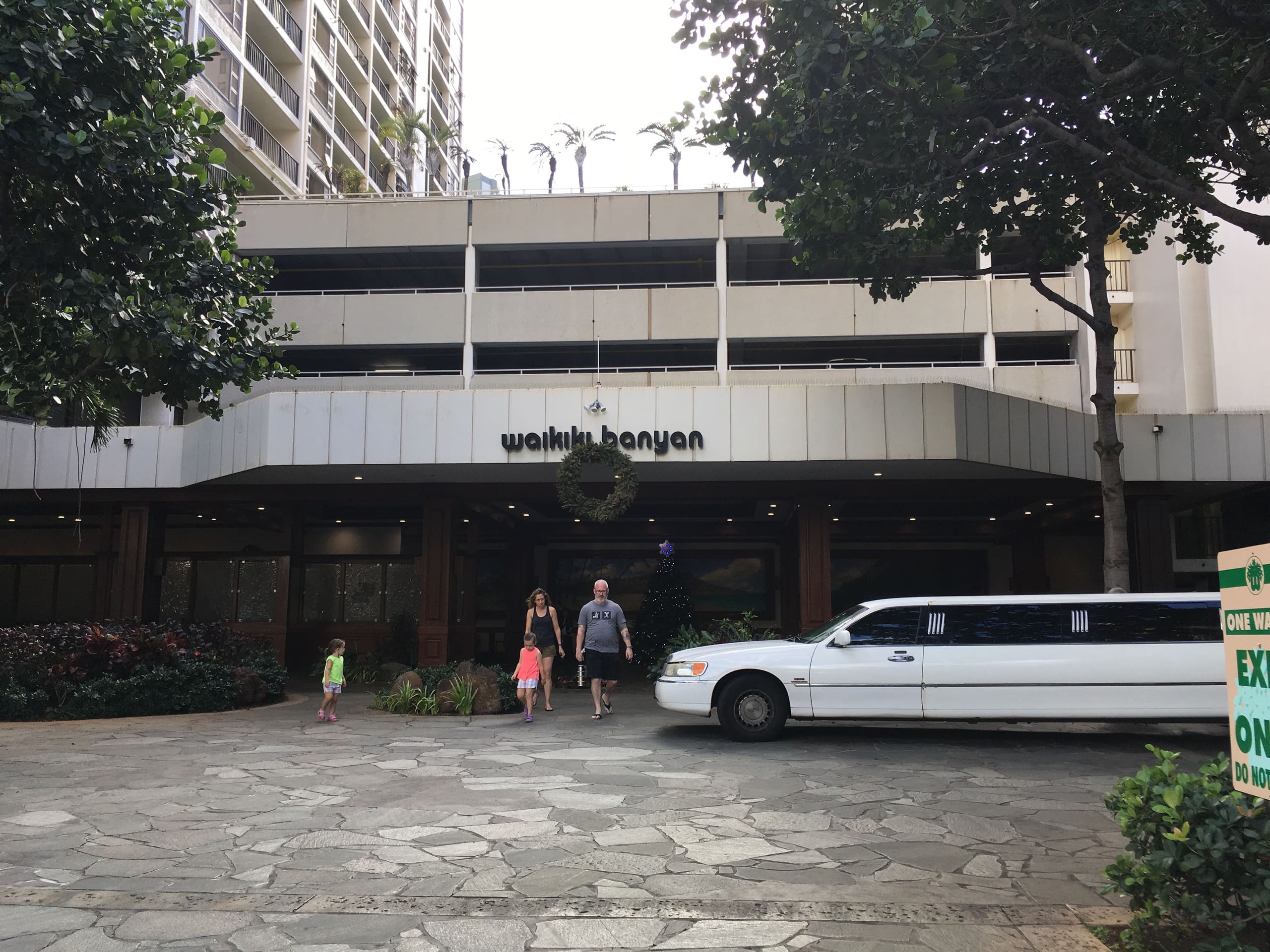 Hokusai Suite/Free Parking/WIFI/1 block to beach - Image 44