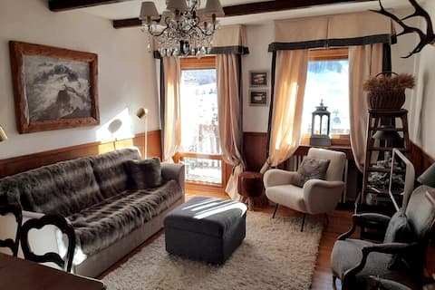 Top performing Airbnb: Cristiania condominium in Sestriere