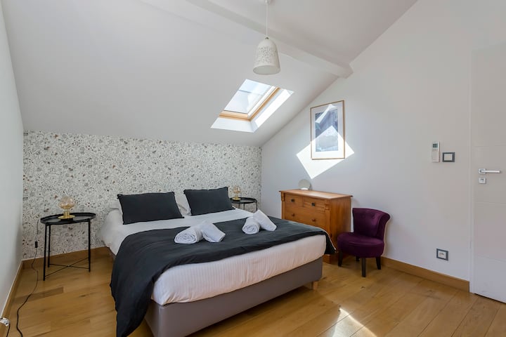 CHB#10- Lit 140 x 200