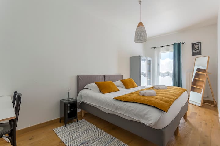 CHB#1- Lit 180 x 200