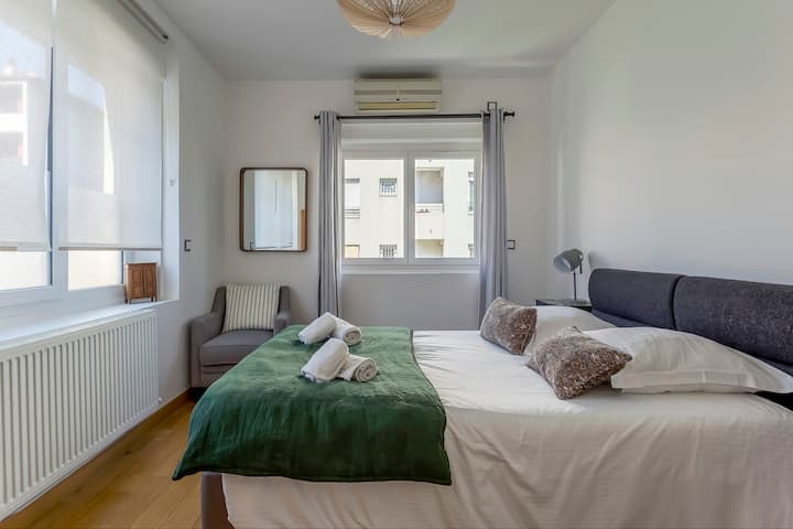 CHB#5- Lit 140 x 200