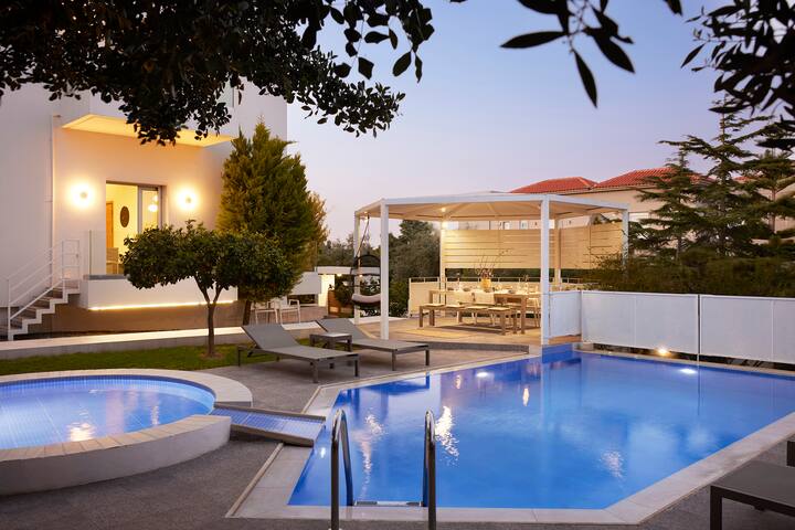 Kastellakia Executive Villa gallery image 2